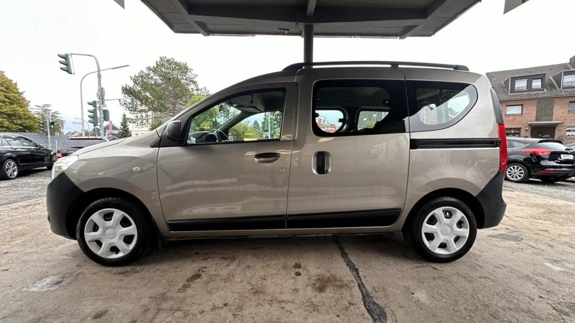 Dacia Dokker Ambiance*Ahk*E-Fenster*Servo*Tüv-Neu*Top* - 2