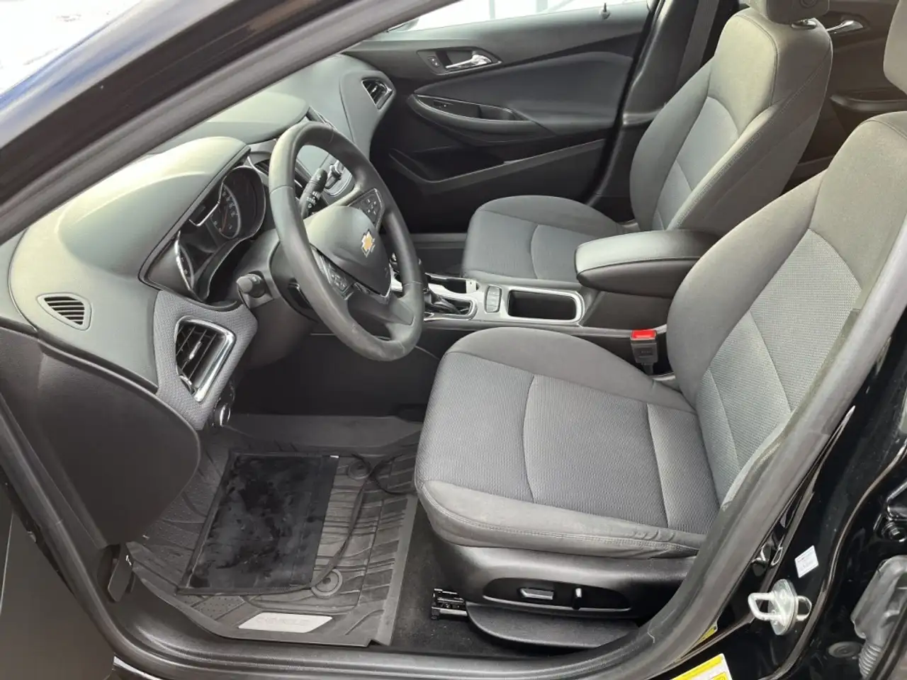 Chevrolet Cruze снимка Chevrolet Cruze