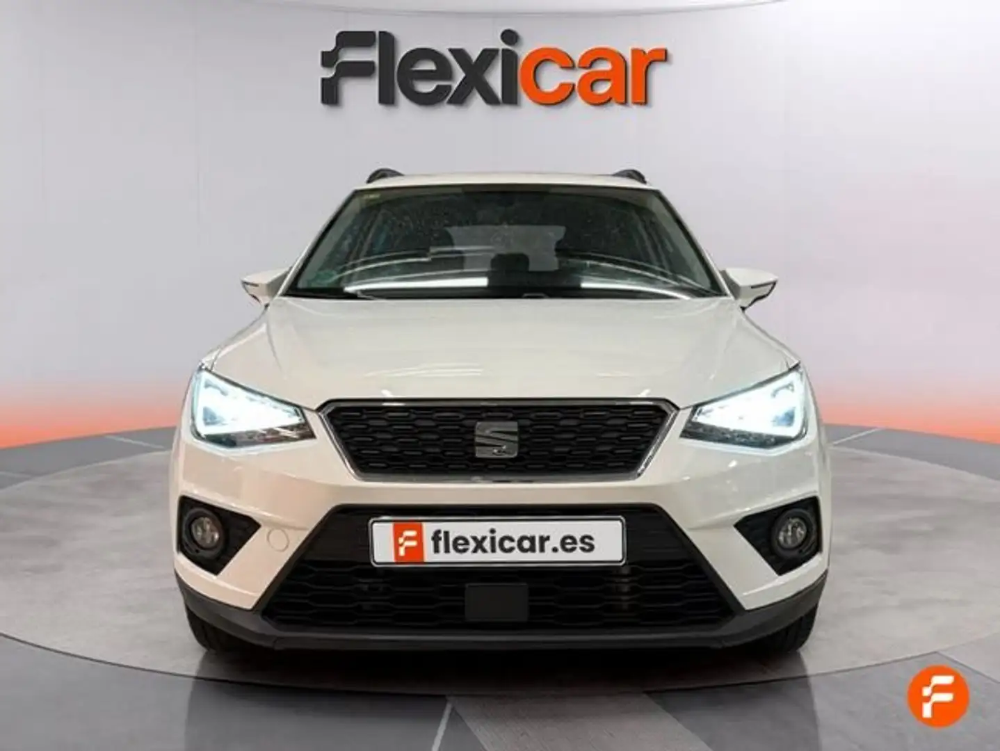 SEAT Arona 1.6TDI CR S&S Reference Plus 95 Blanc - 2