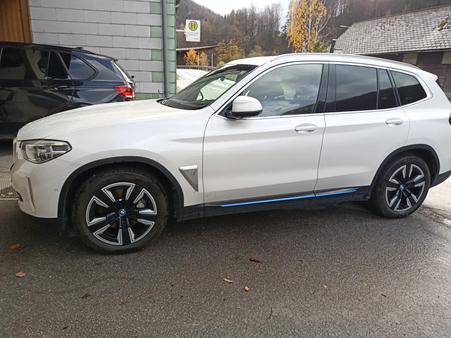 BMW iX3 iX3 Impressive Impressive Weiß - 2