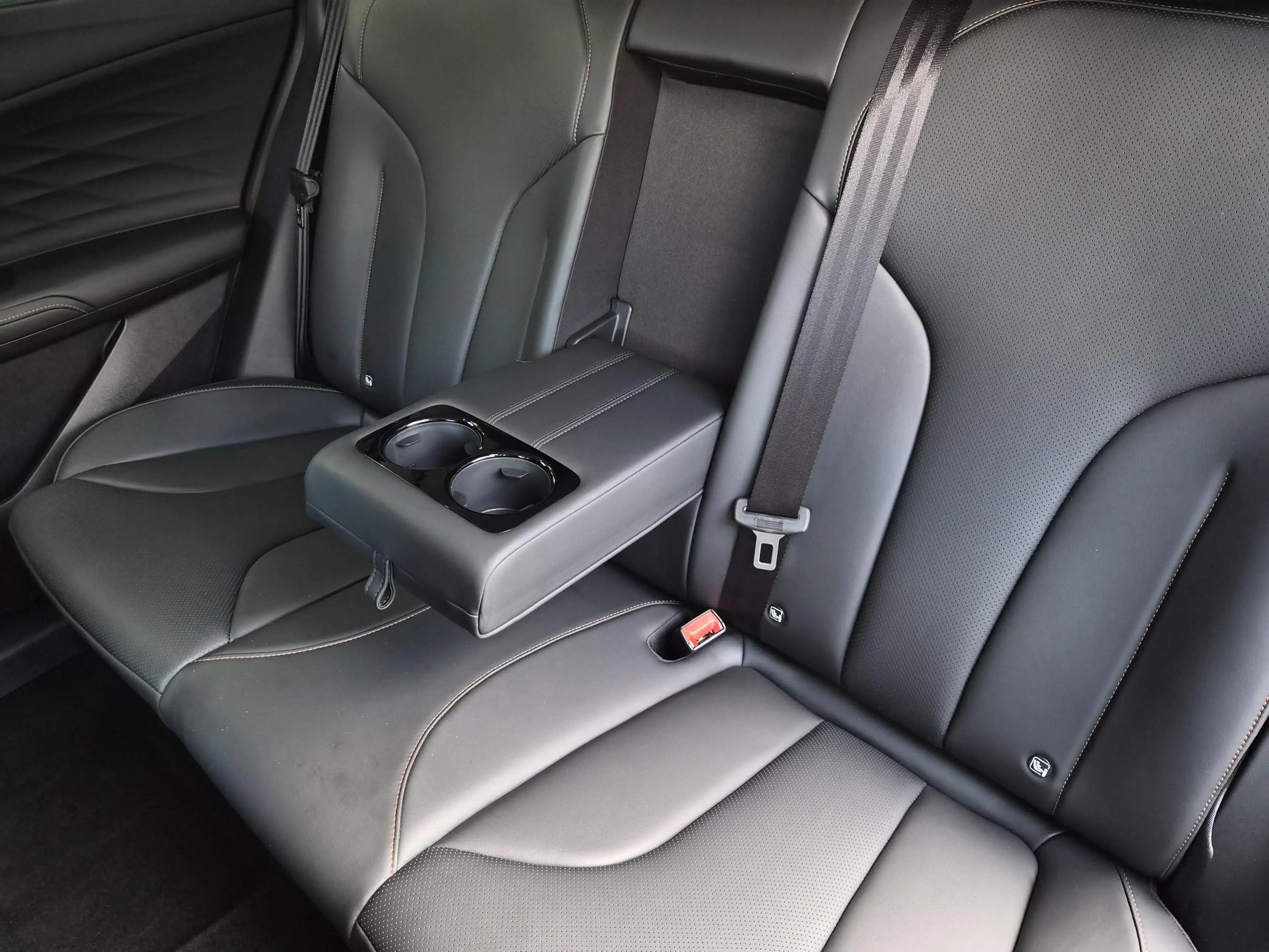 MG HS MG Hybrid+ 1.5 Luxury / Fabrieksgarantie tot 12-20 — photo 36