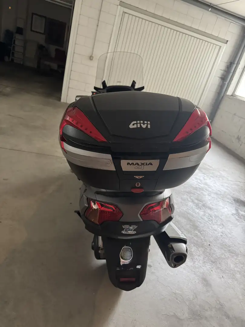 Suzuki Burgman 650 Gris - 2