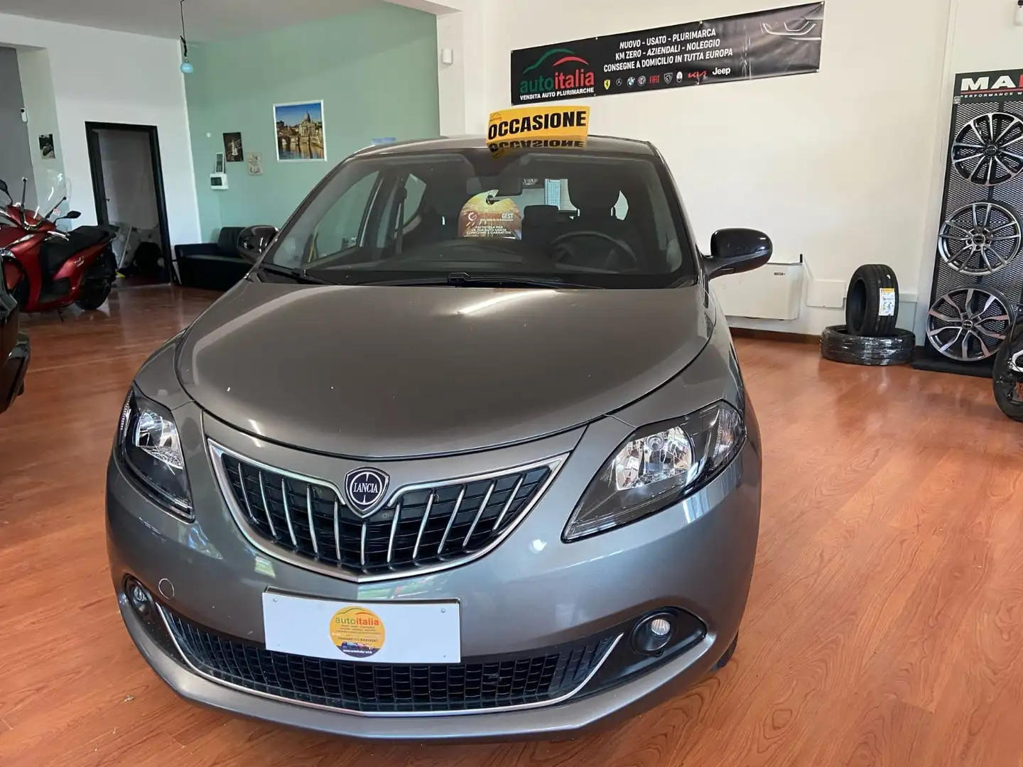 Lancia Ypsilon Ypsilon 1.0 firefly hybrid Silver Plus s Grigio - 2