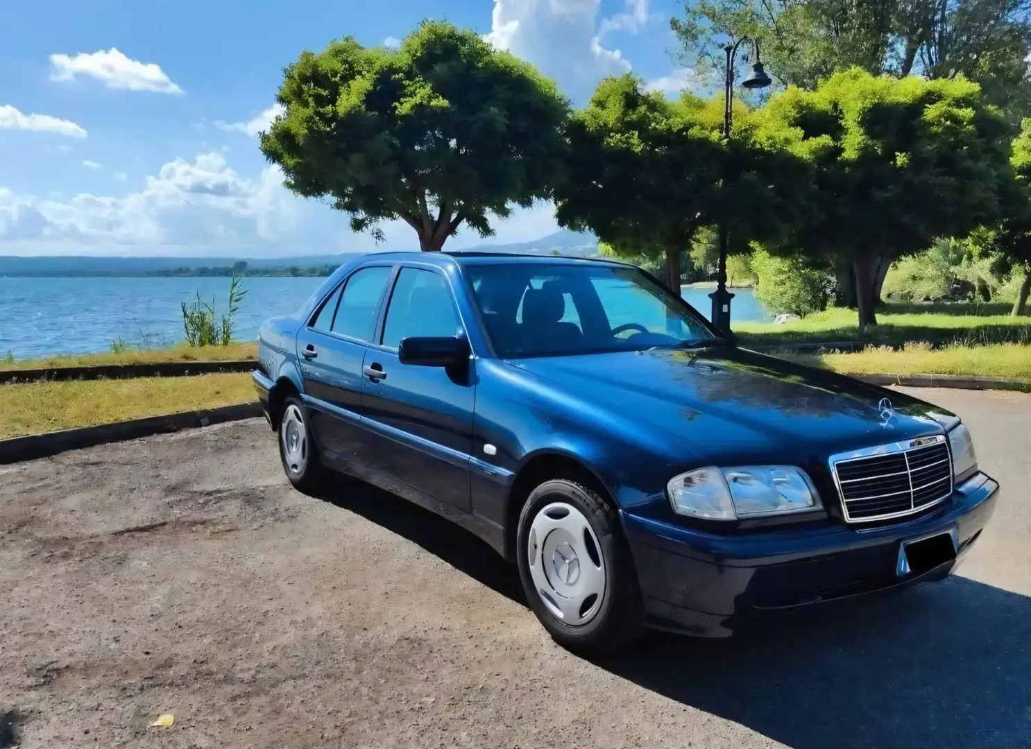 Mercedes-Benz C 180 Classic - ASI Bleu - 1