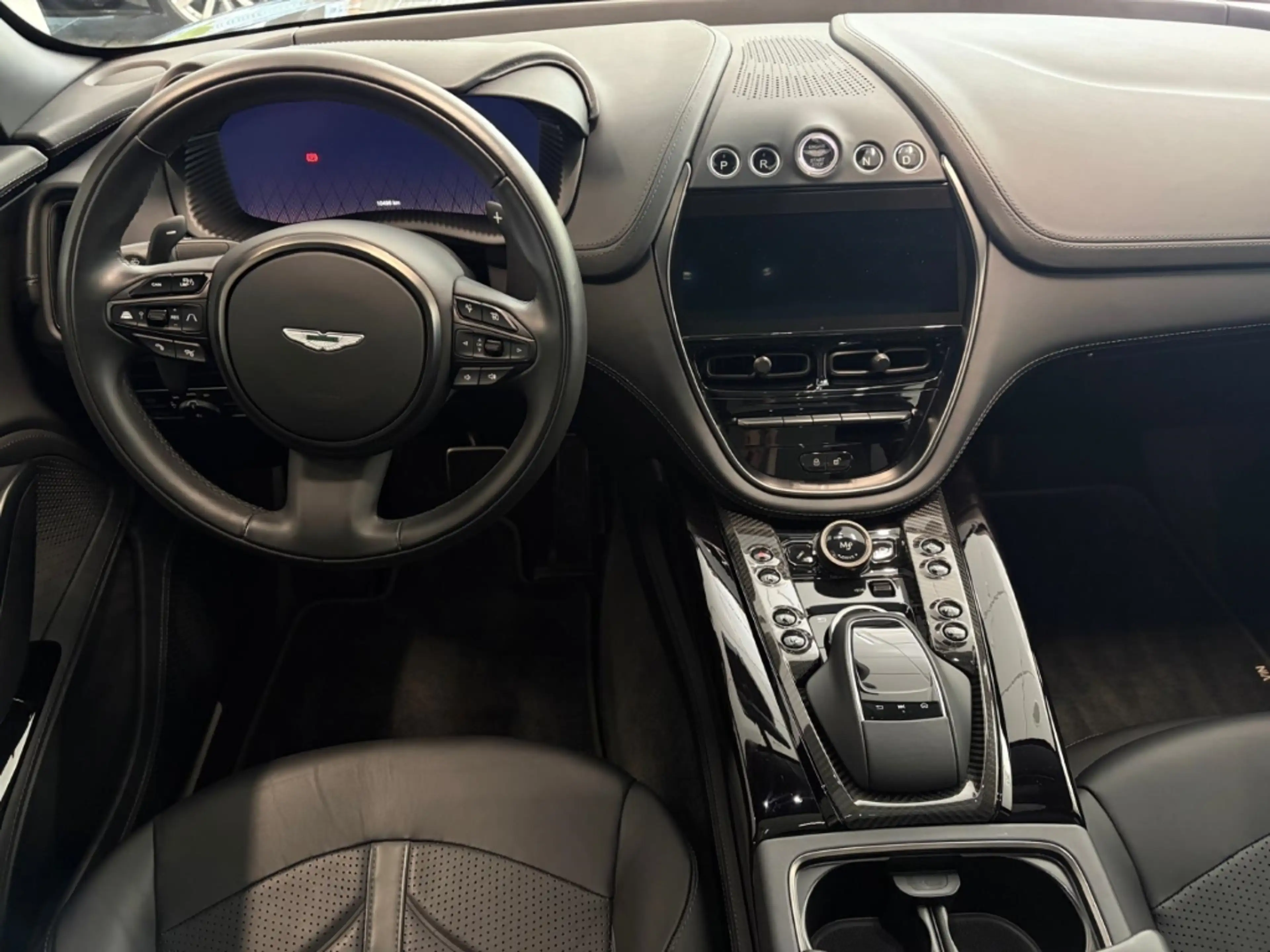 Aston Martin DBX 707 China Grey / Onyx Black — photo 14