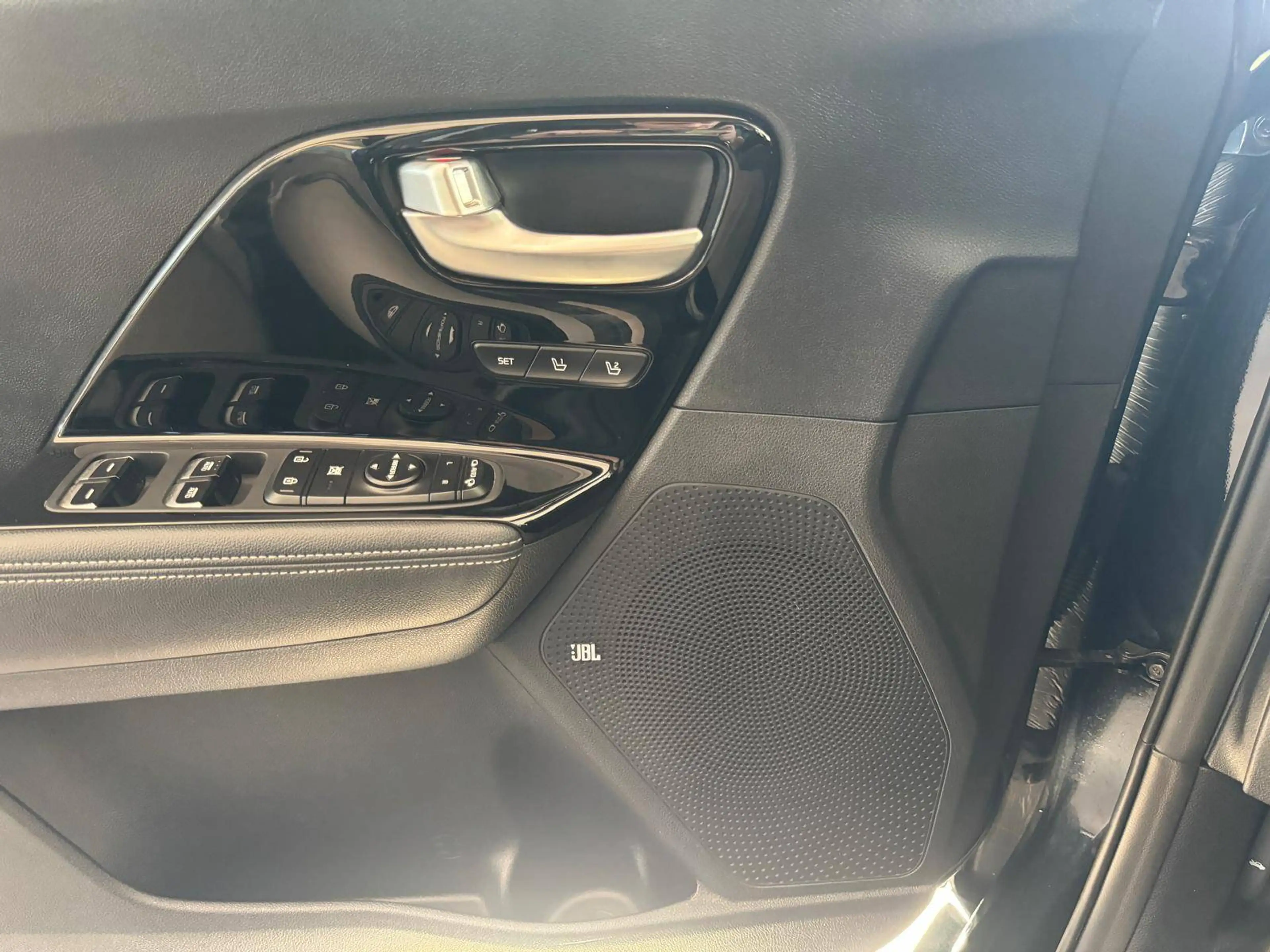 Kia Niro Niro HEV 1.6 GDi Sense UVO DCT — photo 10