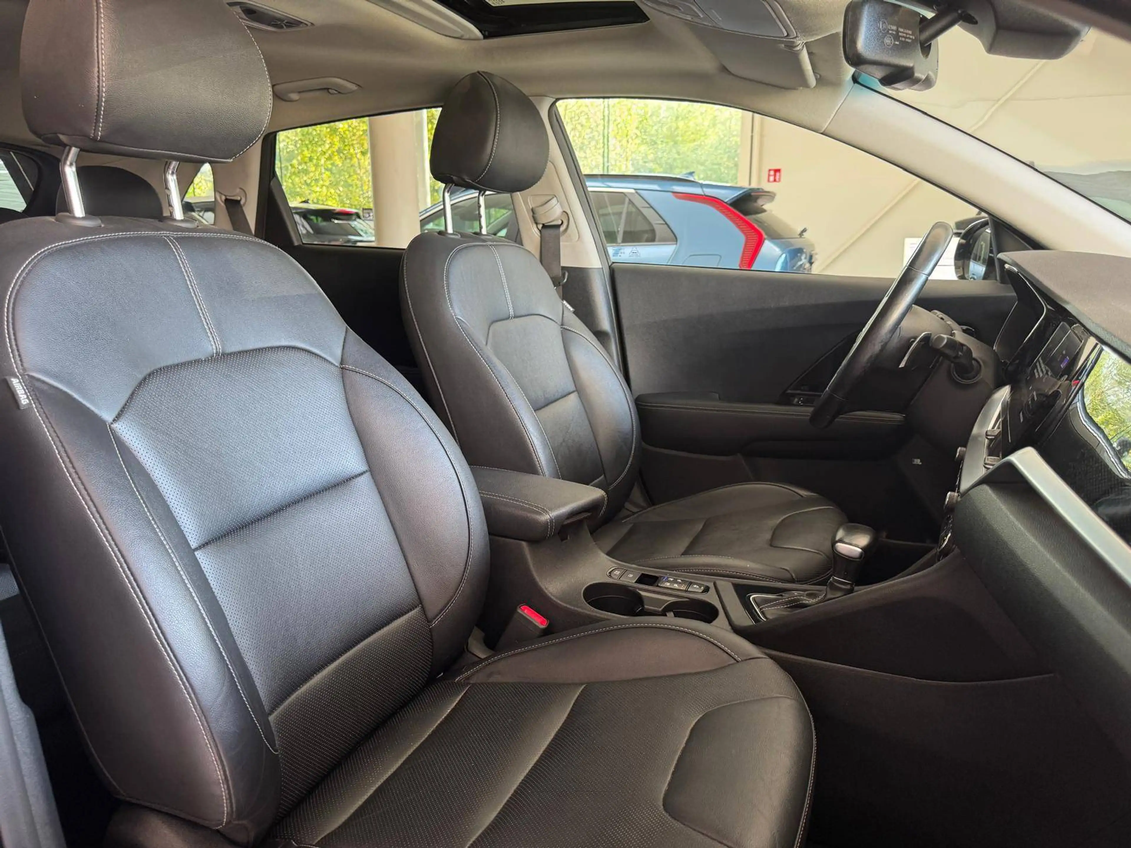 Kia Niro Niro HEV 1.6 GDi Sense UVO DCT — photo 6