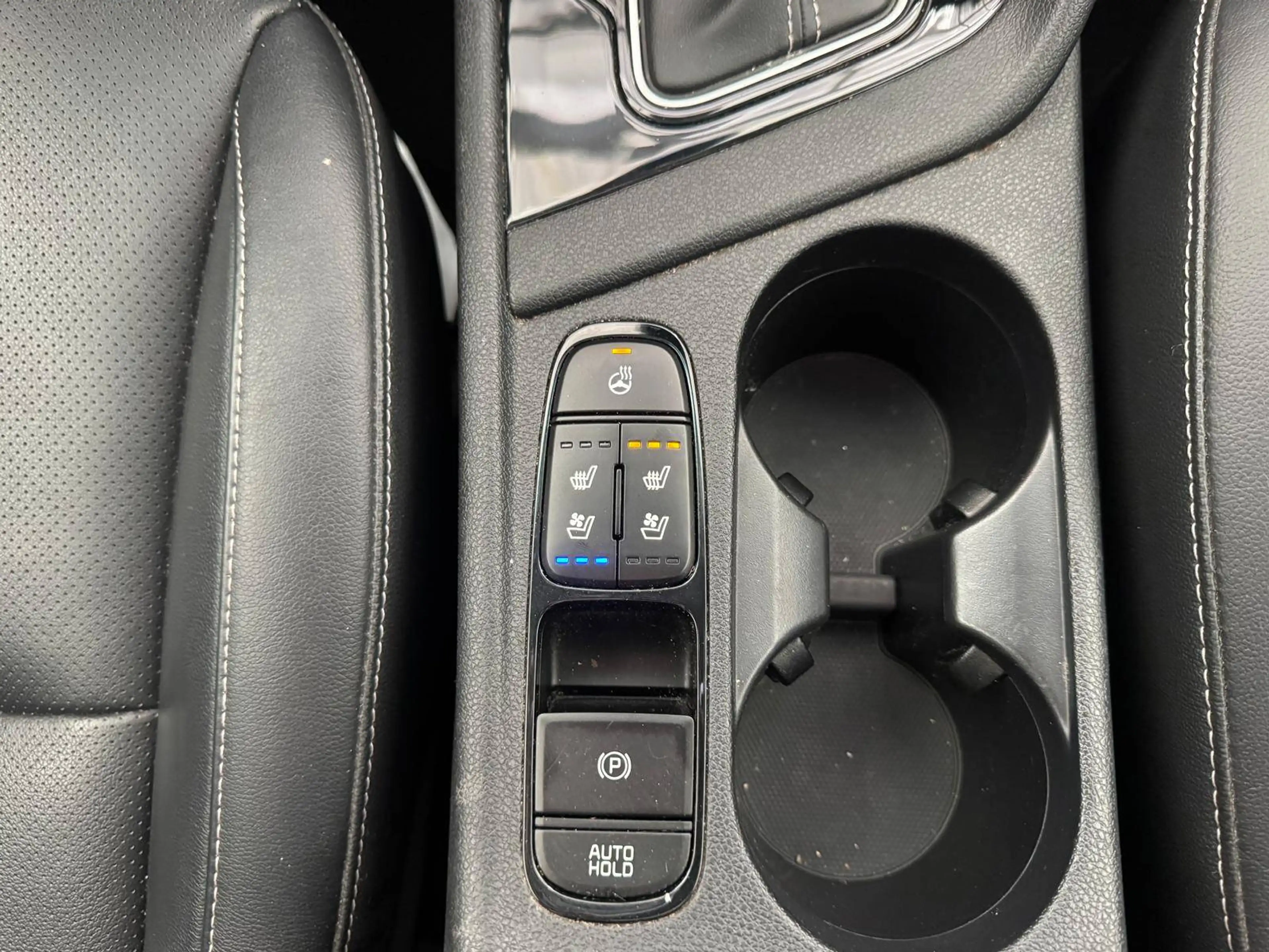 Kia Niro Niro HEV 1.6 GDi Sense UVO DCT — photo 13