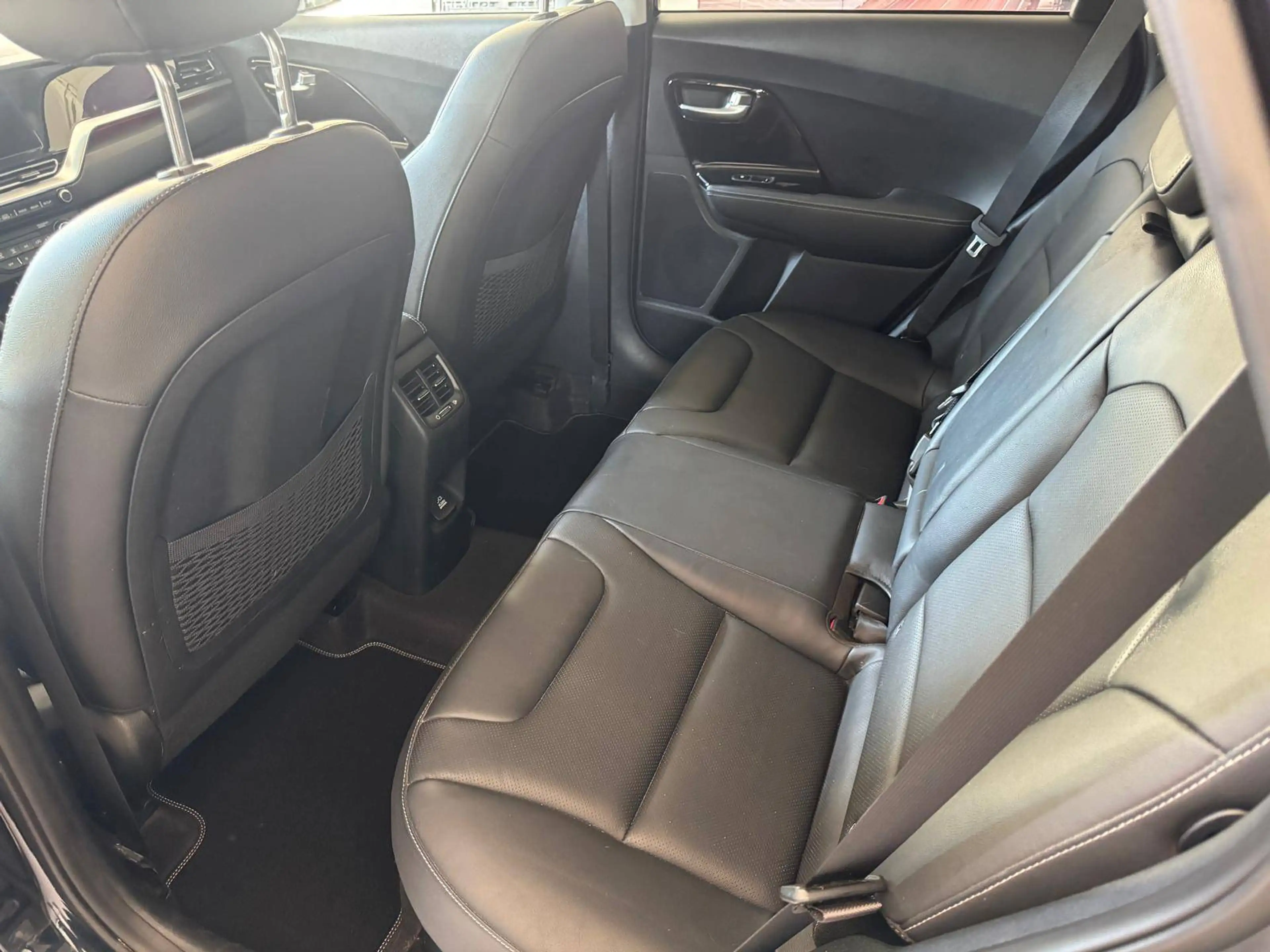 Kia Niro Niro HEV 1.6 GDi Sense UVO DCT — photo 9