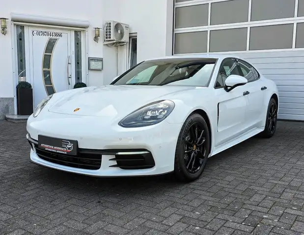 Porsche Panamera 4 Soft Close Approved Leder Navi