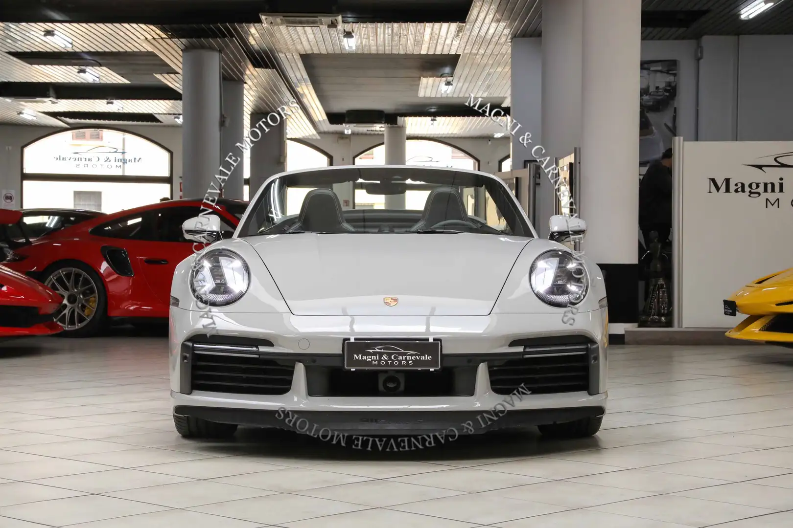 Porsche 992 TURBO S CABRIO|LIFT|BURMESTER|INNODRIVE|CARBO Gris - 2