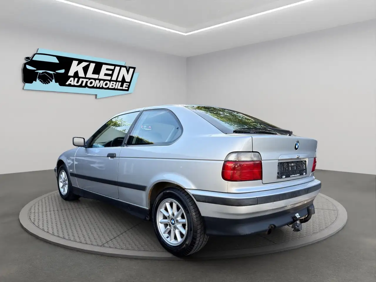 BMW 316 i Compact E36 2.Hand TÜV NEU AHK, foto 3