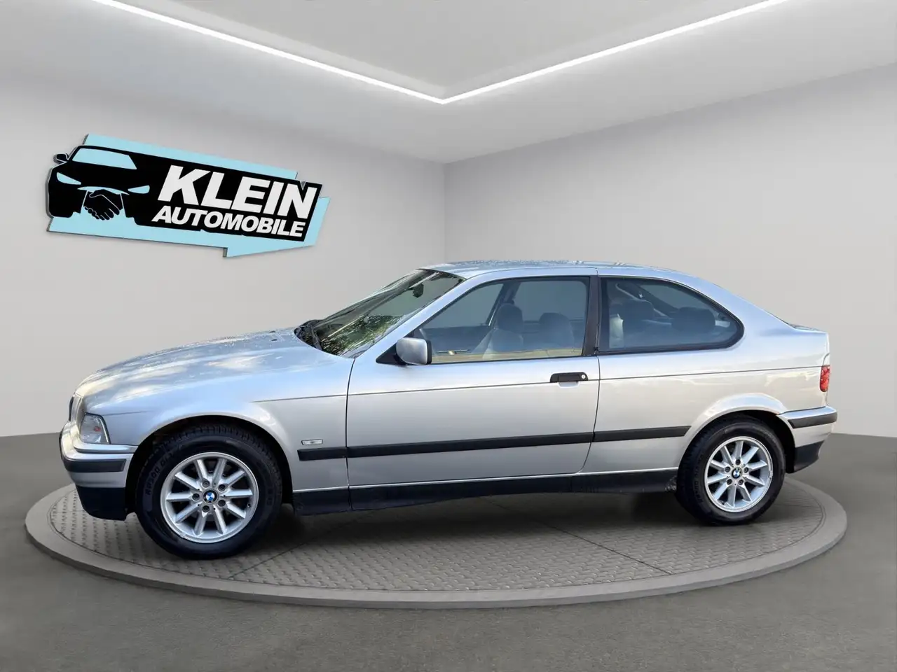 BMW 316 i Compact E36 2.Hand TÜV NEU AHK, foto 4