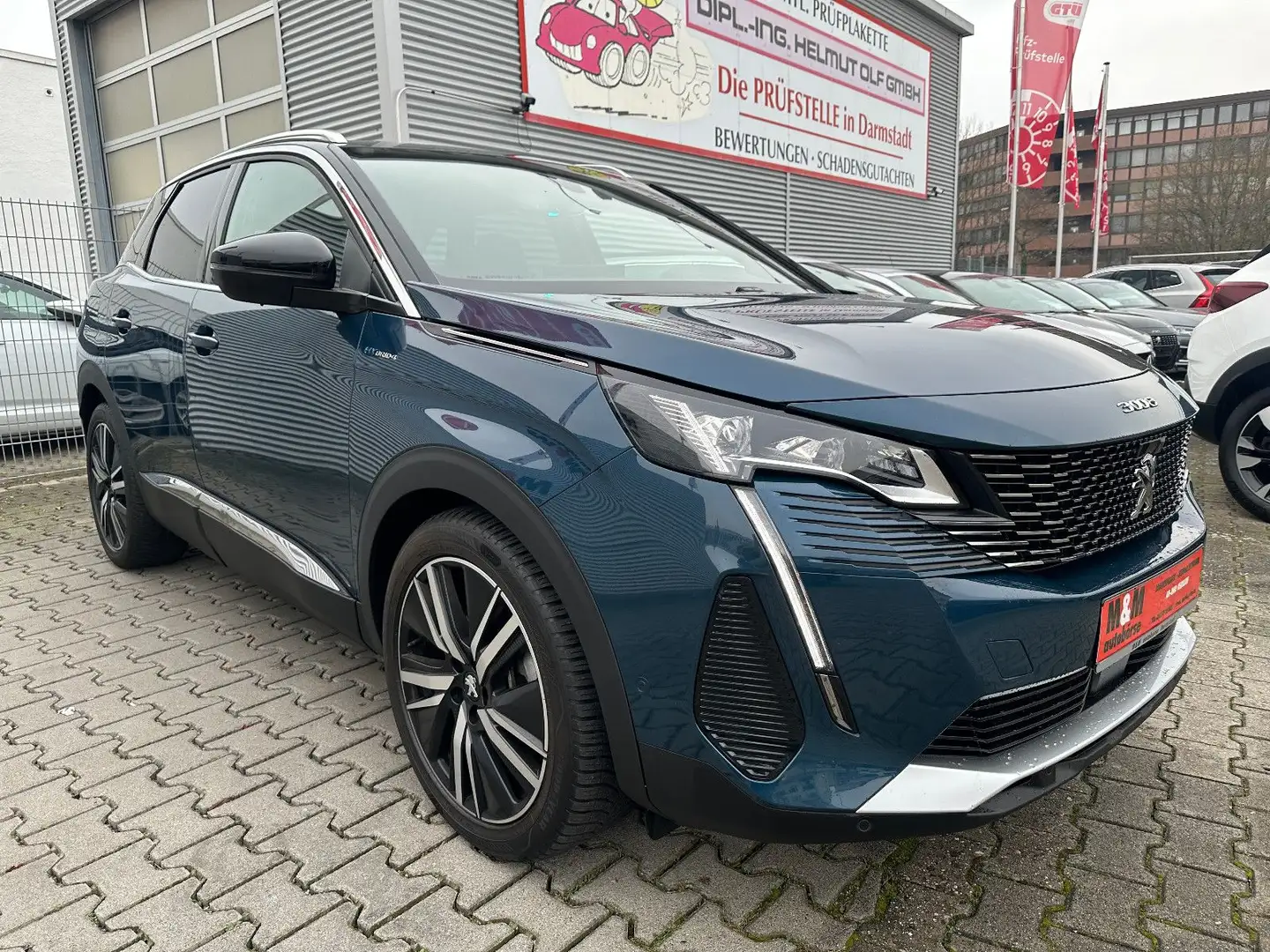 Peugeot 3008 Hybrid4 300 GT ACC/Pano/Focal-Sound/Kamera Blau - 2