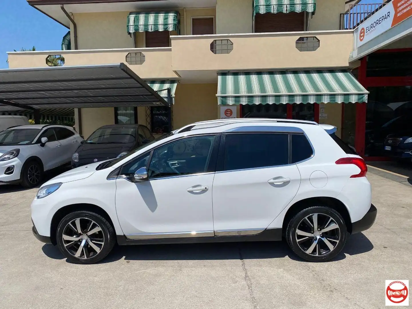 Peugeot 2008 1.6 bluehdi Feline 120cv Bianco - 2