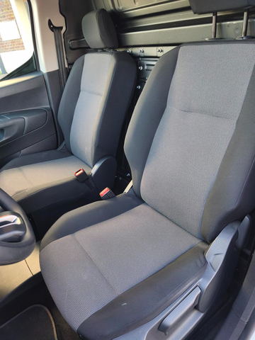 Citroen Berlingo fourgon M 650 kg blue hdi 130 bvm 6 driver