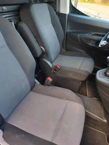 Citroen Berlingo fourgon M 650 kg blue hdi 130 bvm 6 driver