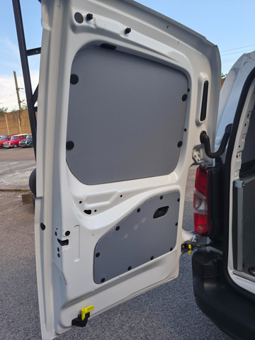 Citroen Berlingo fourgon M 650 kg blue hdi 130 bvm 6 driver