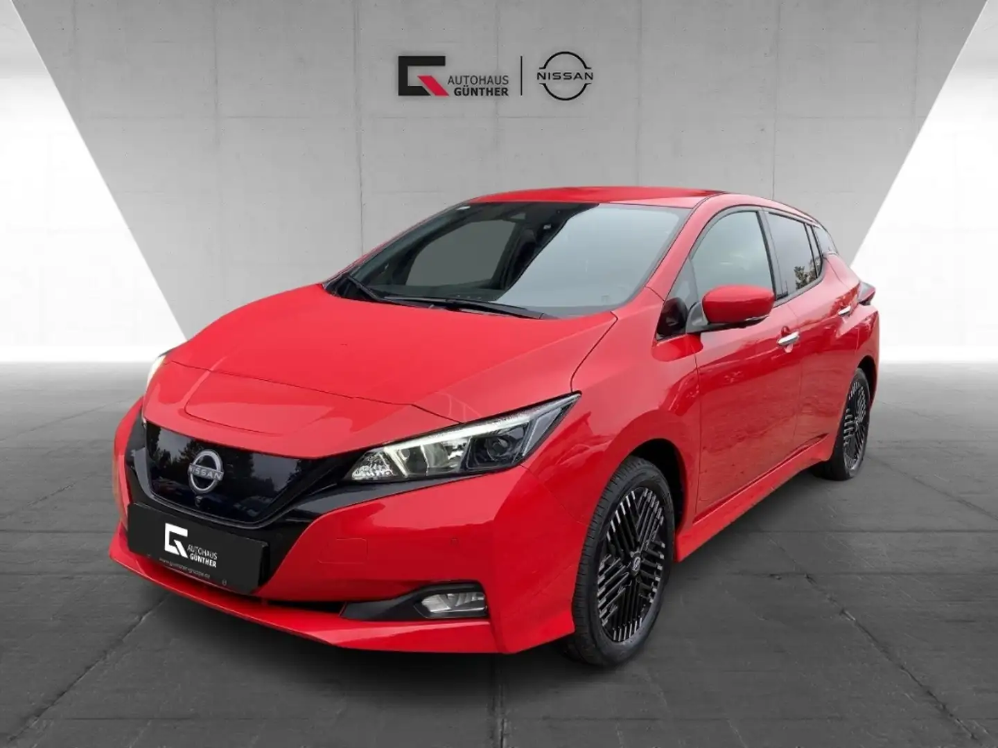 Nissan Leaf N-Connecta (ZE1) 59kWh e+ Farherass.PRO Rood - 1