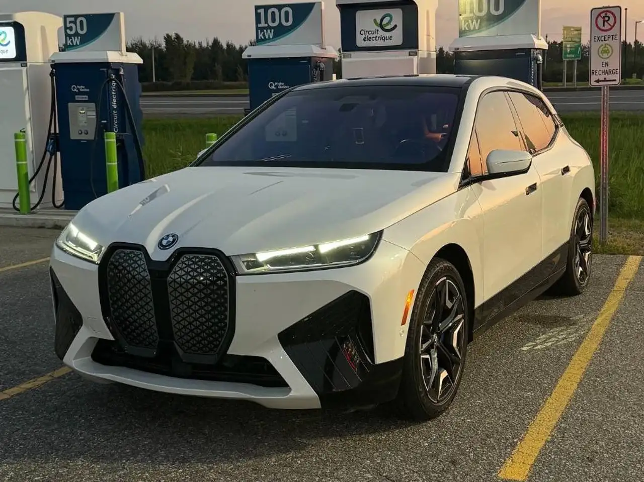 2022 BMW iX