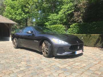 Granturismo 4.2i V8 Automatic