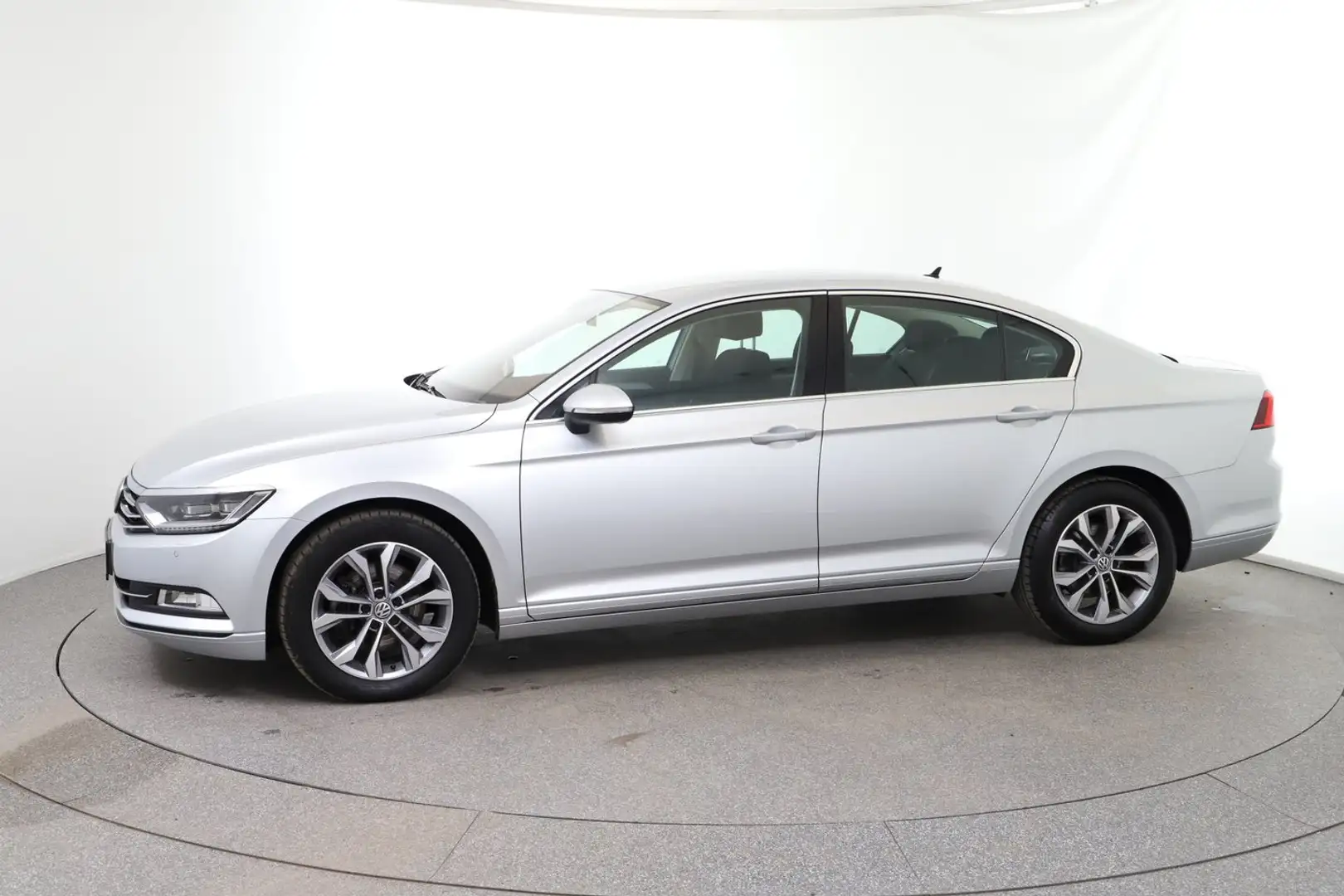 Volkswagen Passat Comfortline TDI DSG Silver - 2