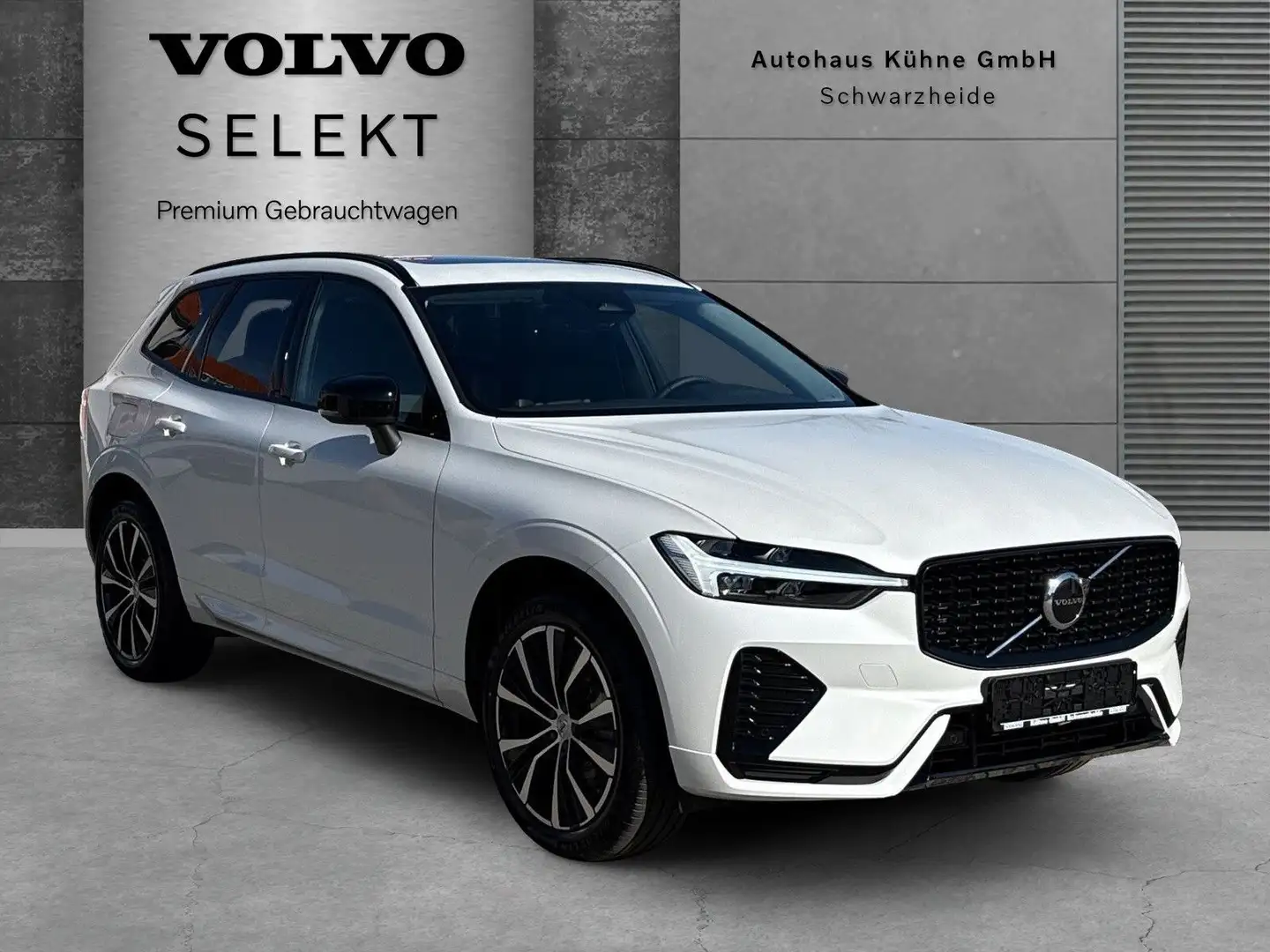 Volvo XC60 B4 Plus Dark 2WD !!!PANO+STANDHZG+ACC+BLISS Weiß - 1