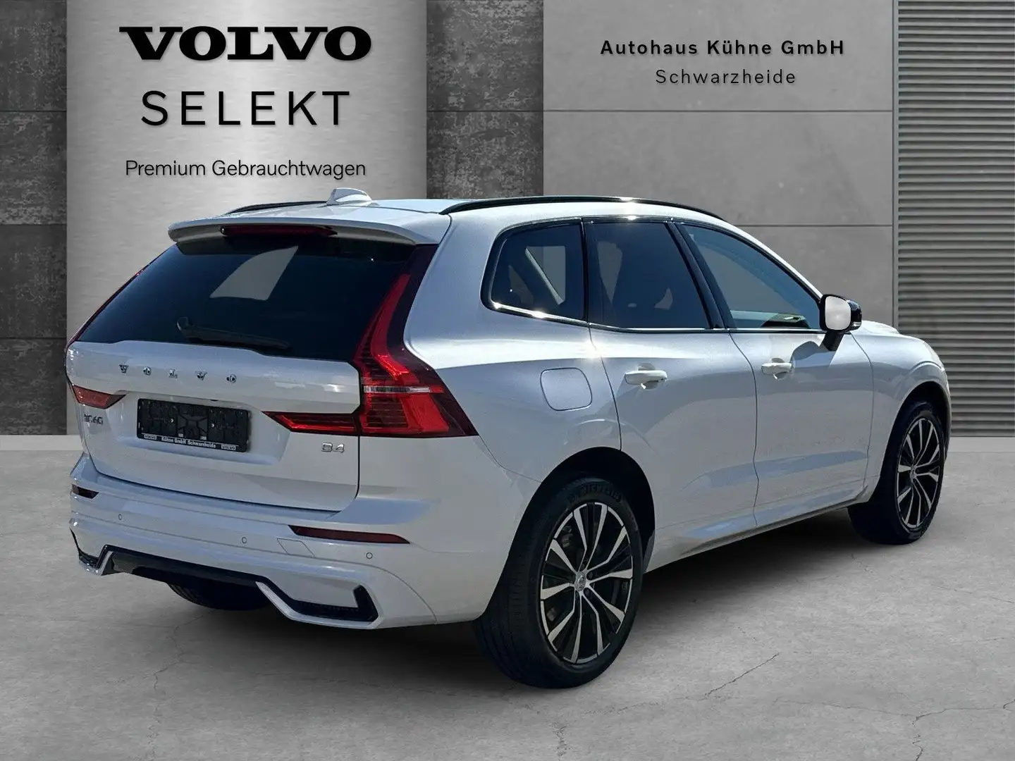 Volvo XC60 B4 Plus Dark 2WD !!!PANO+STANDHZG+ACC+BLISS Weiß - 2