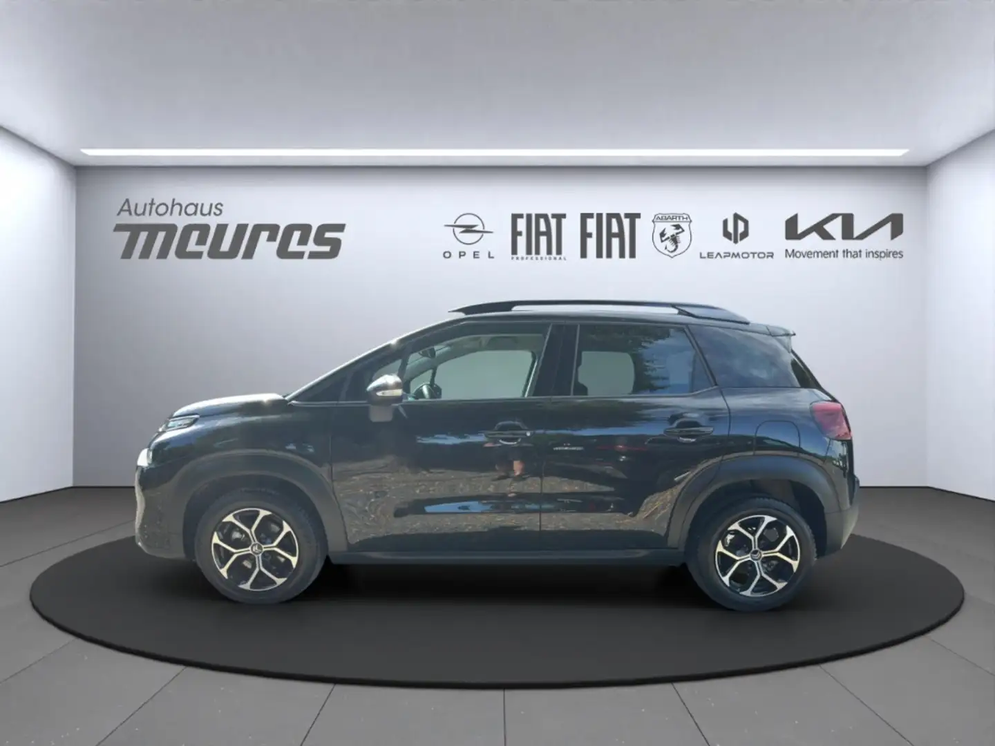 Citroen C3 Aircross 1.2 PureTech Navi Klimaautom USB Keyless BT HUD Zwart - 2
