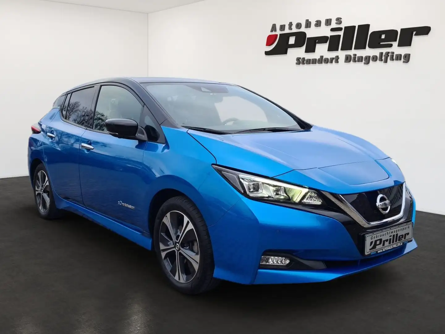 Nissan Leaf 40 kWh Tekna/NAVI/BOSE/ProPilot/LED/Apple Blau - 2