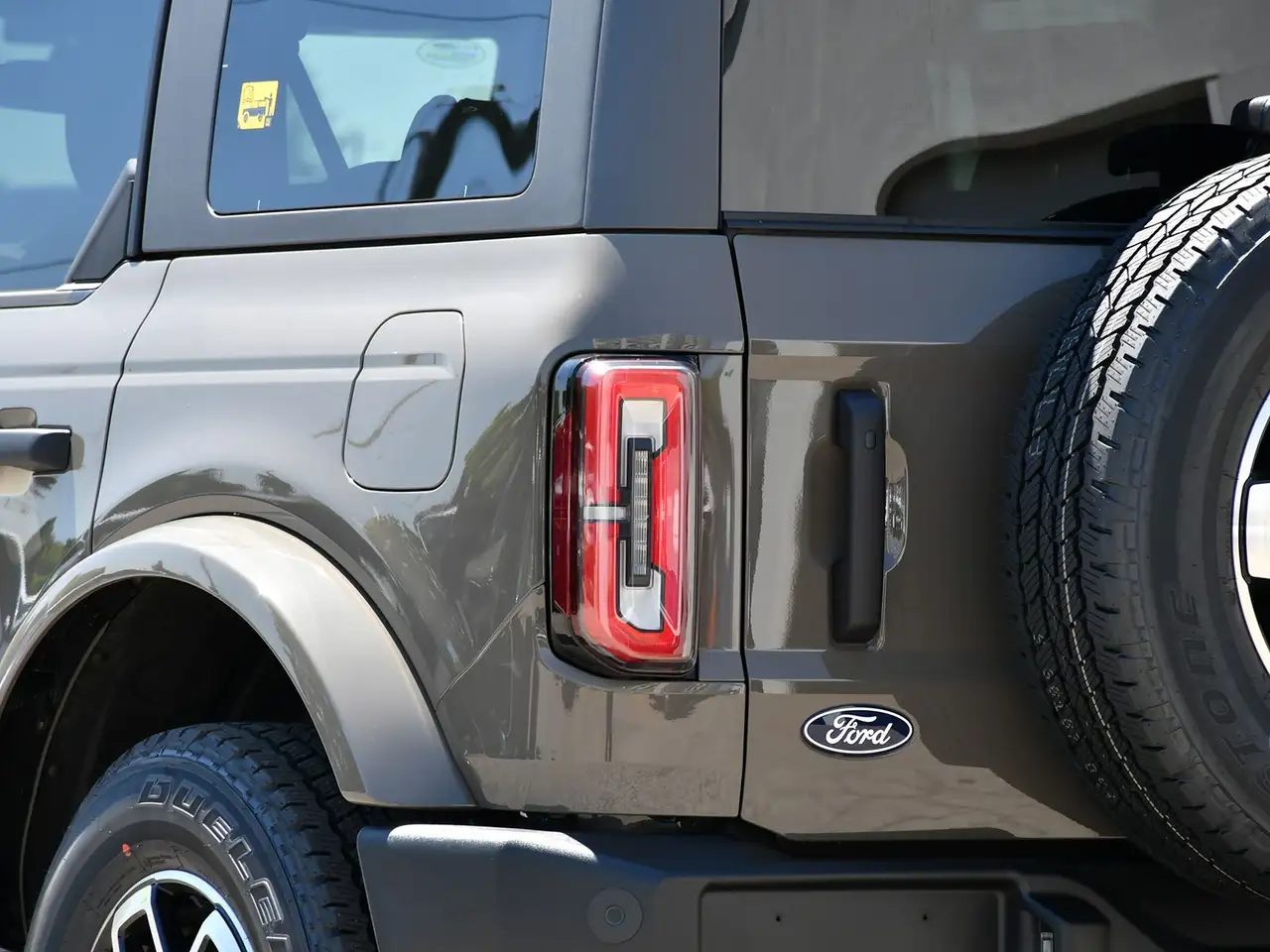 Ford Bronco снимка Ford Bronco