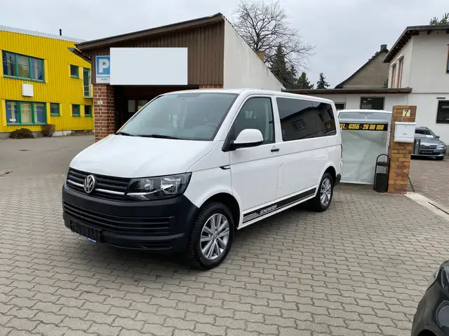 Volkswagen T6 Transporter Klima Navi 9 Sitze "Automatik" !!!