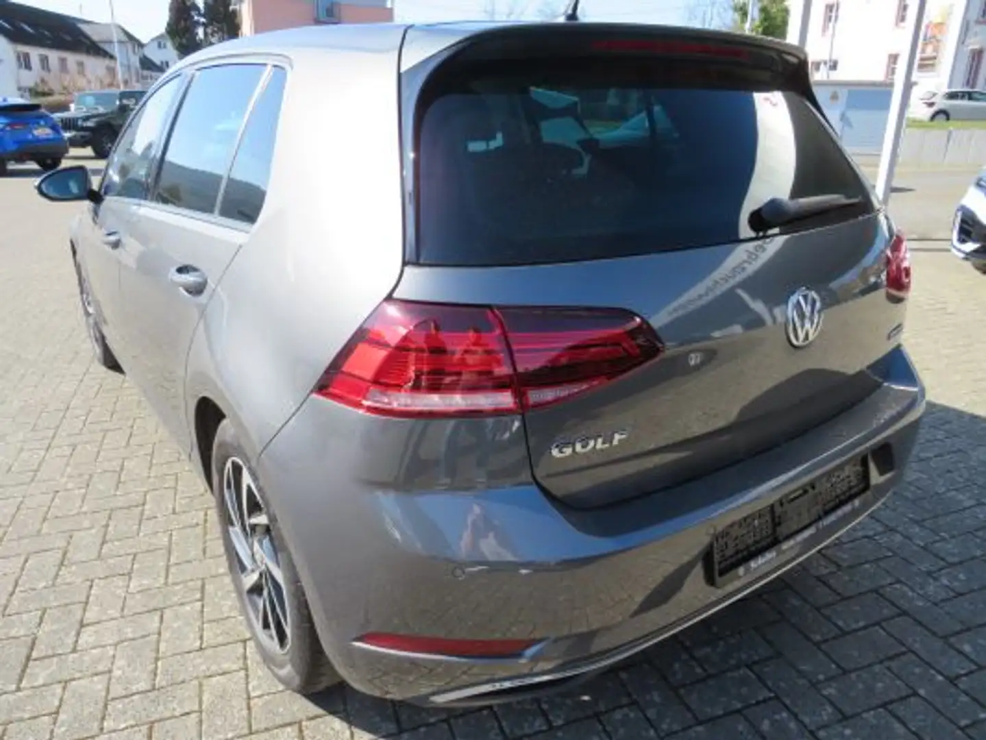 Volkswagen Golf JOIN AHK Navi ACC Light-Assist PDC SHZ .. Grijs - 2