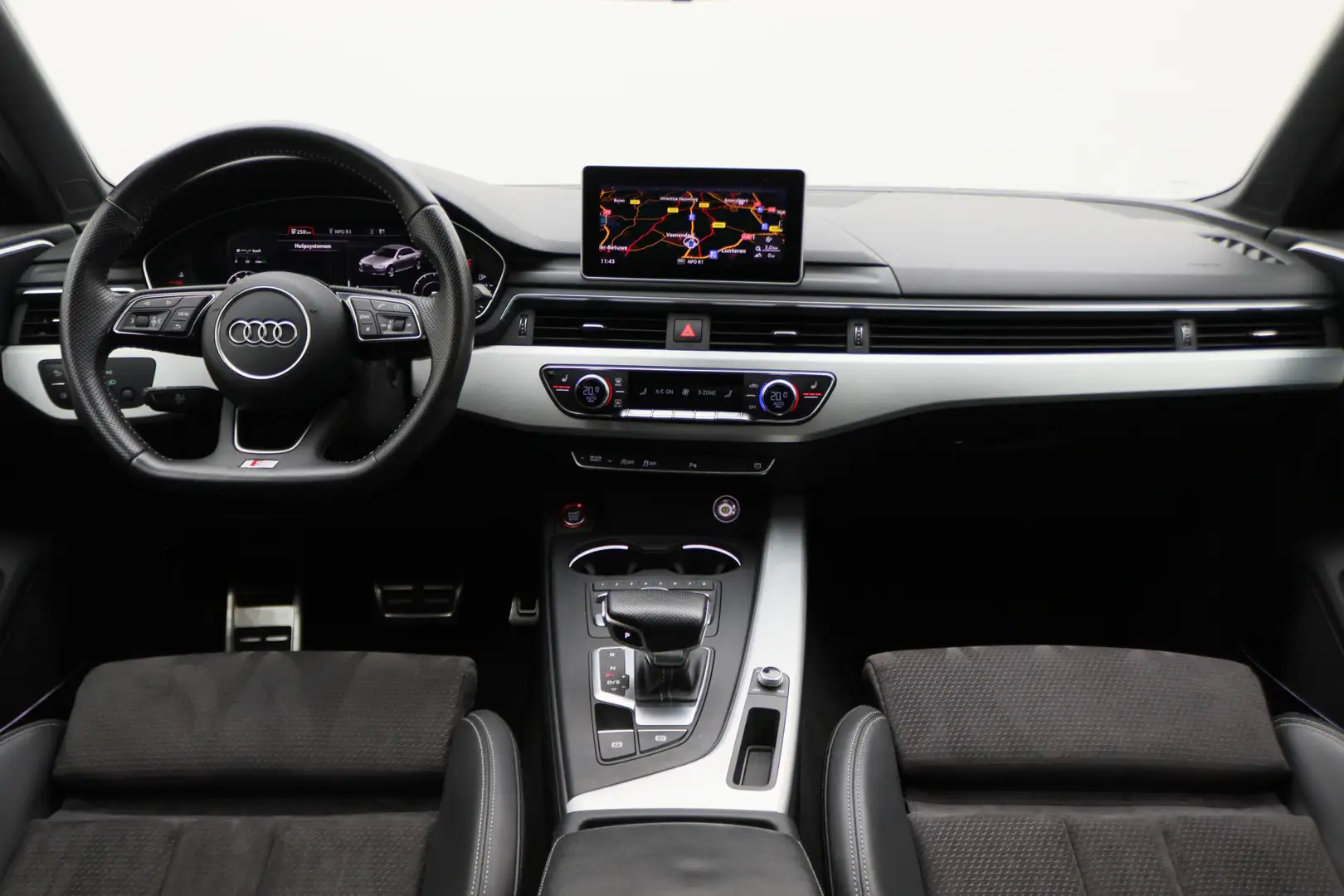 Audi A4 Limousine 2.0 TFSI ultra Sport Pro Line S 3x S-Lin Grijs - 2