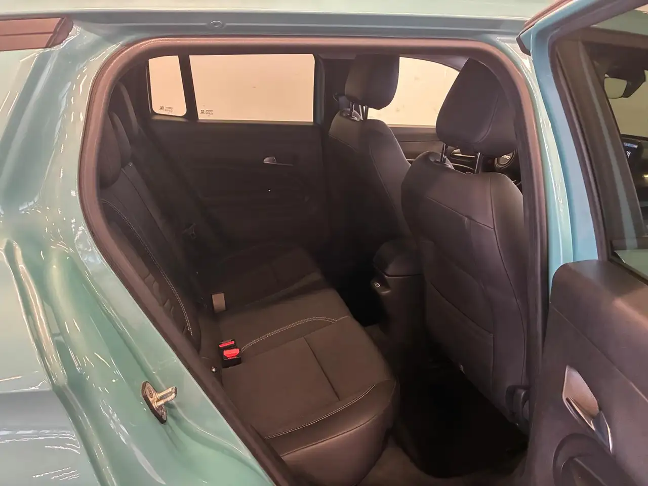 Jeep Avenger 1.2 Turbo Altitude 22