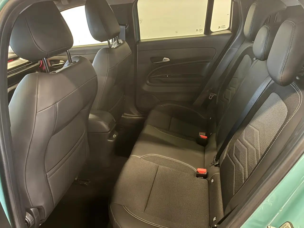 Jeep Avenger 1.2 Turbo Altitude 13