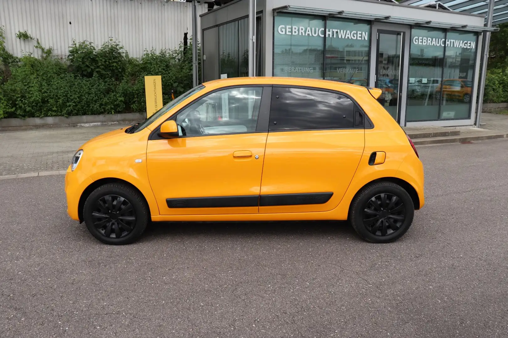 Renault Twingo Limited, DeLuxe Gelb - 2