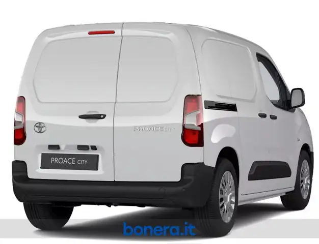 Toyota Proace view 3