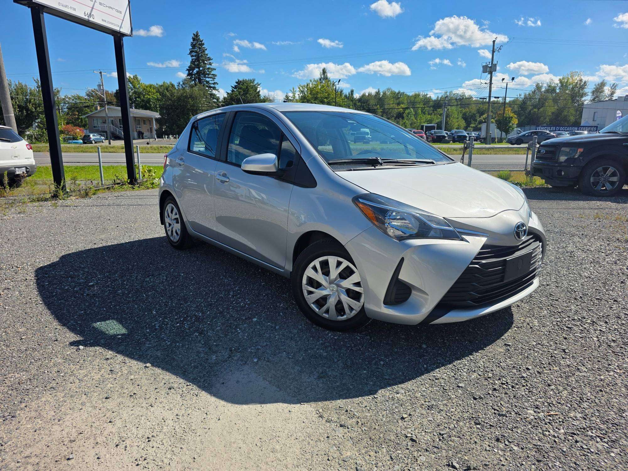 2019 Toyota Yaris LE + AUTO + 82000