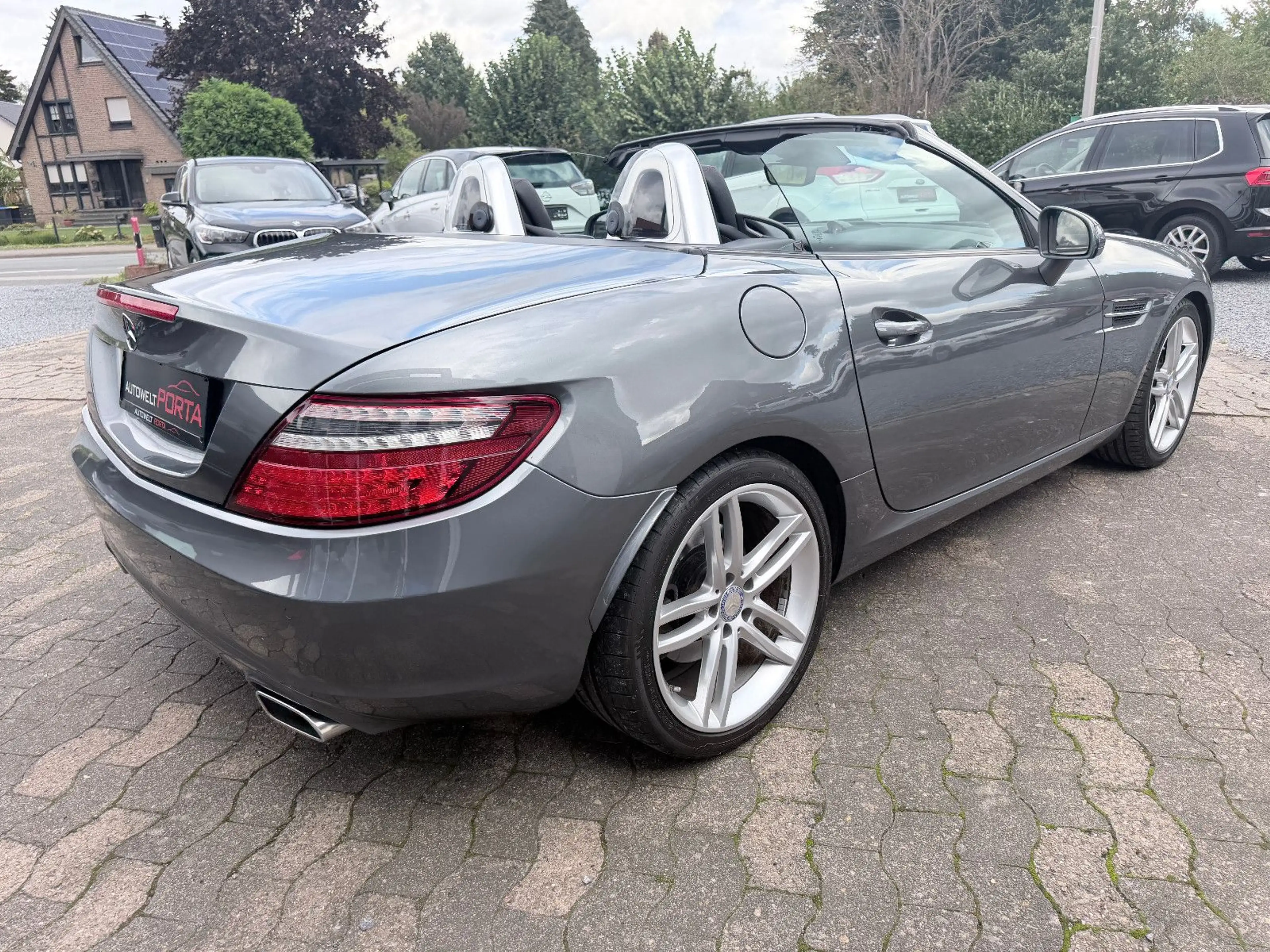 Mercedes-Benz SLK 200 Roadst./AUTOM./XENON/LEDER/NAVI/AIRSCARF — photo 11