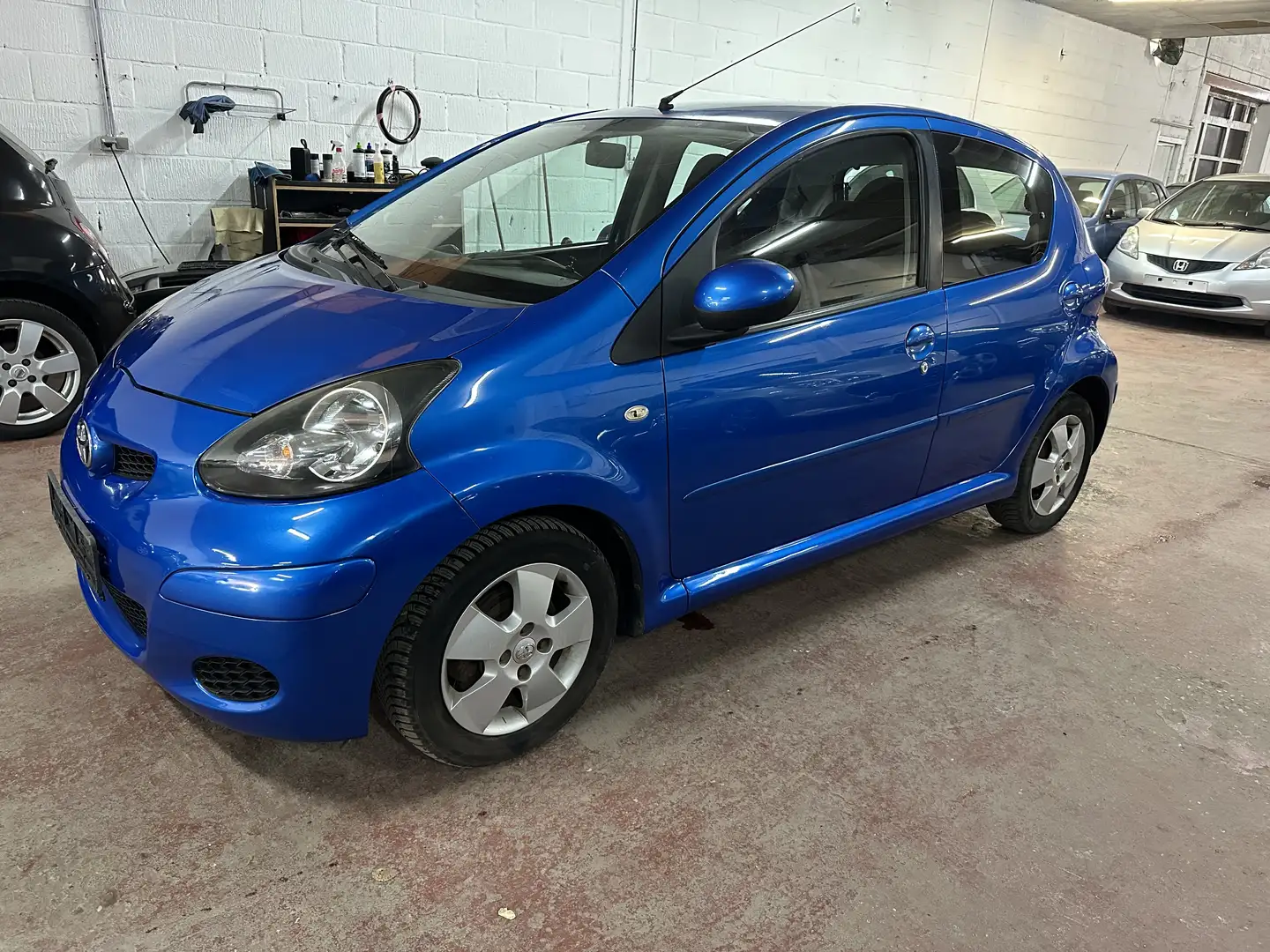 Toyota Aygo 1.0 VVT-i Virgin Radio - 1
