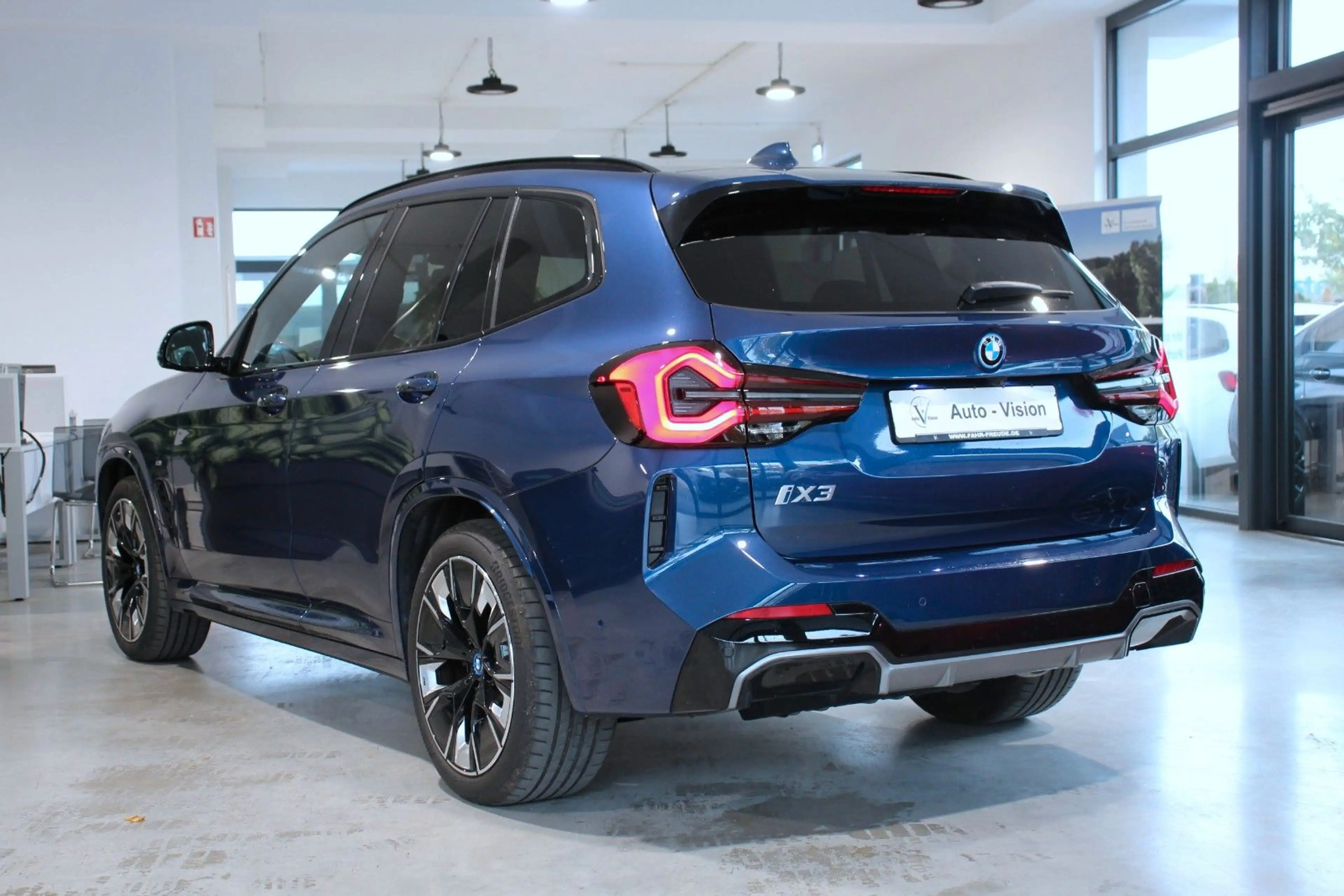 BMW iX3 Impressive (G08) M Sport*A-LED*AHK*HUD*Pano — photo 8