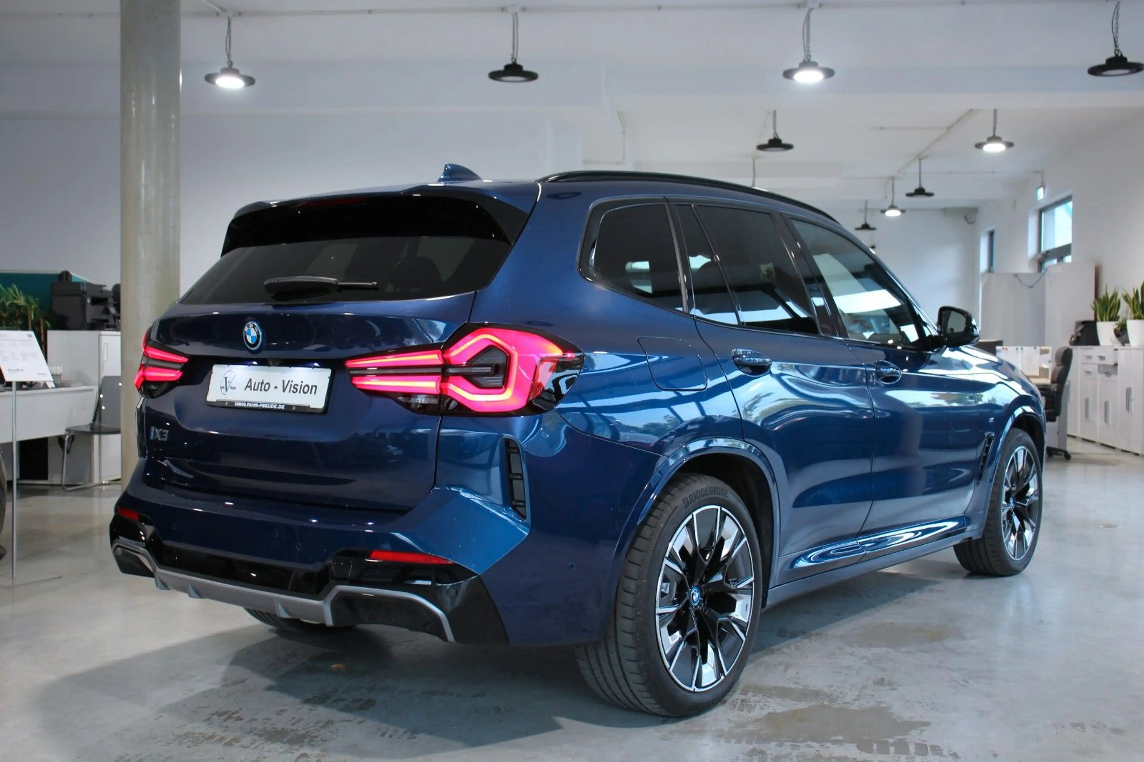 BMW iX3 Impressive (G08) M Sport*A-LED*AHK*HUD*Pano — photo 6