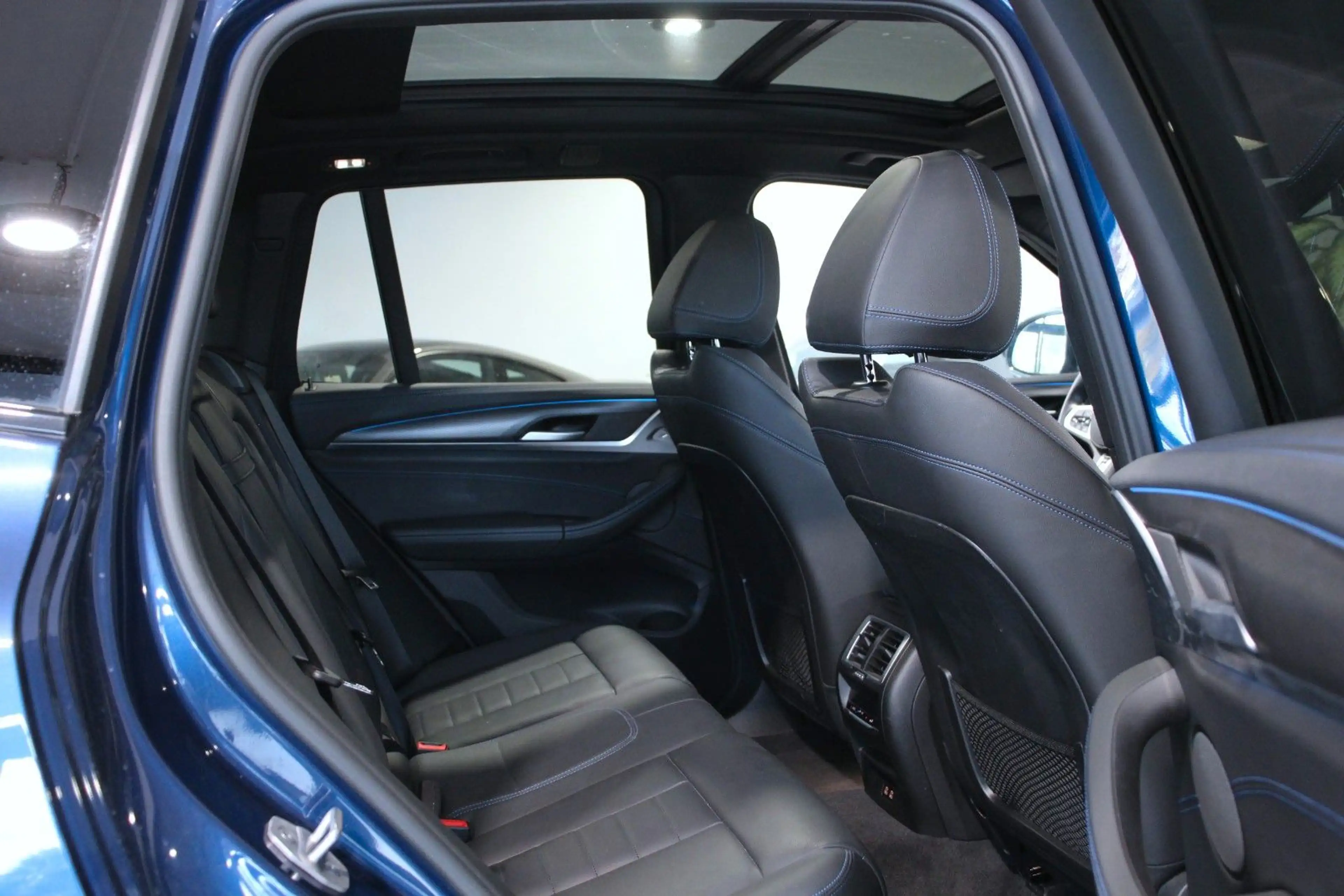 BMW iX3 Impressive (G08) M Sport*A-LED*AHK*HUD*Pano — photo 12