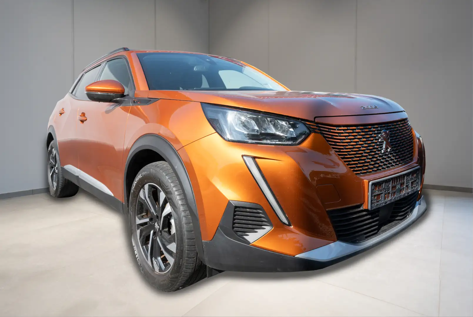 Peugeot 2008 Allure 136 5T Arancione - 2
