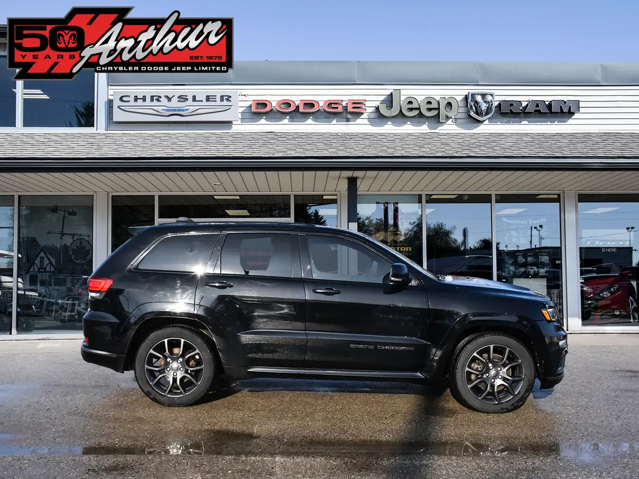 Jeep Grand Cherokee снимка Jeep Grand Cherokee