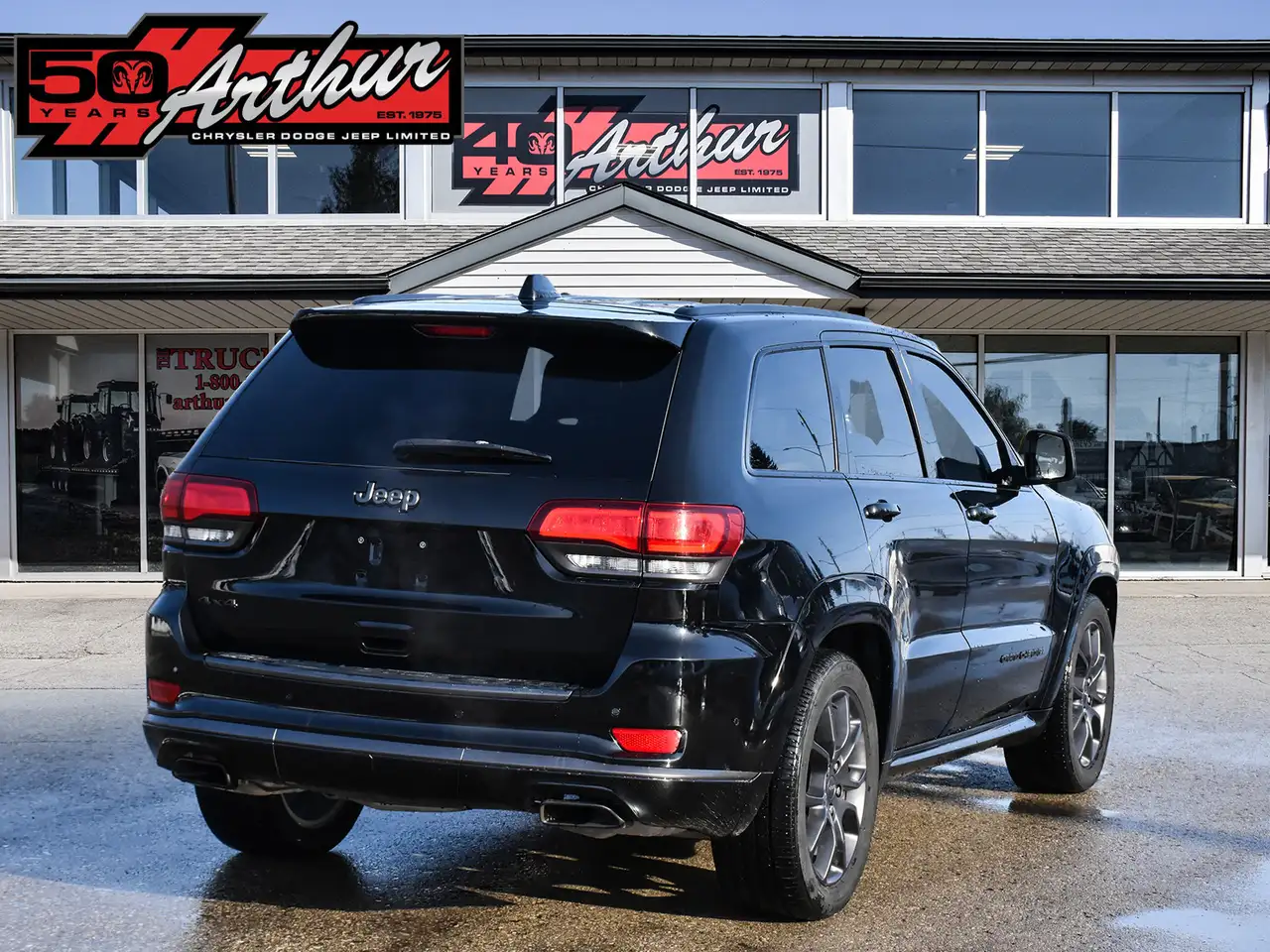 Jeep Grand Cherokee снимка Jeep Grand Cherokee