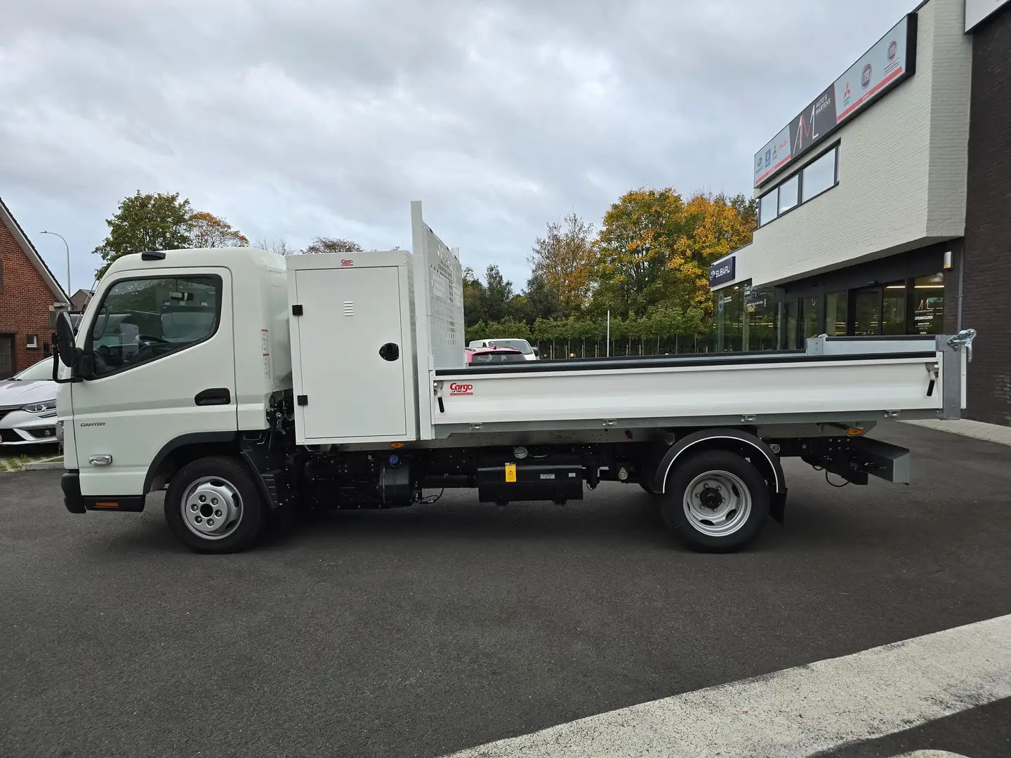 Mitsubishi Canter Canter 3C15 3400 Kipper Toolbox Blanc - 2