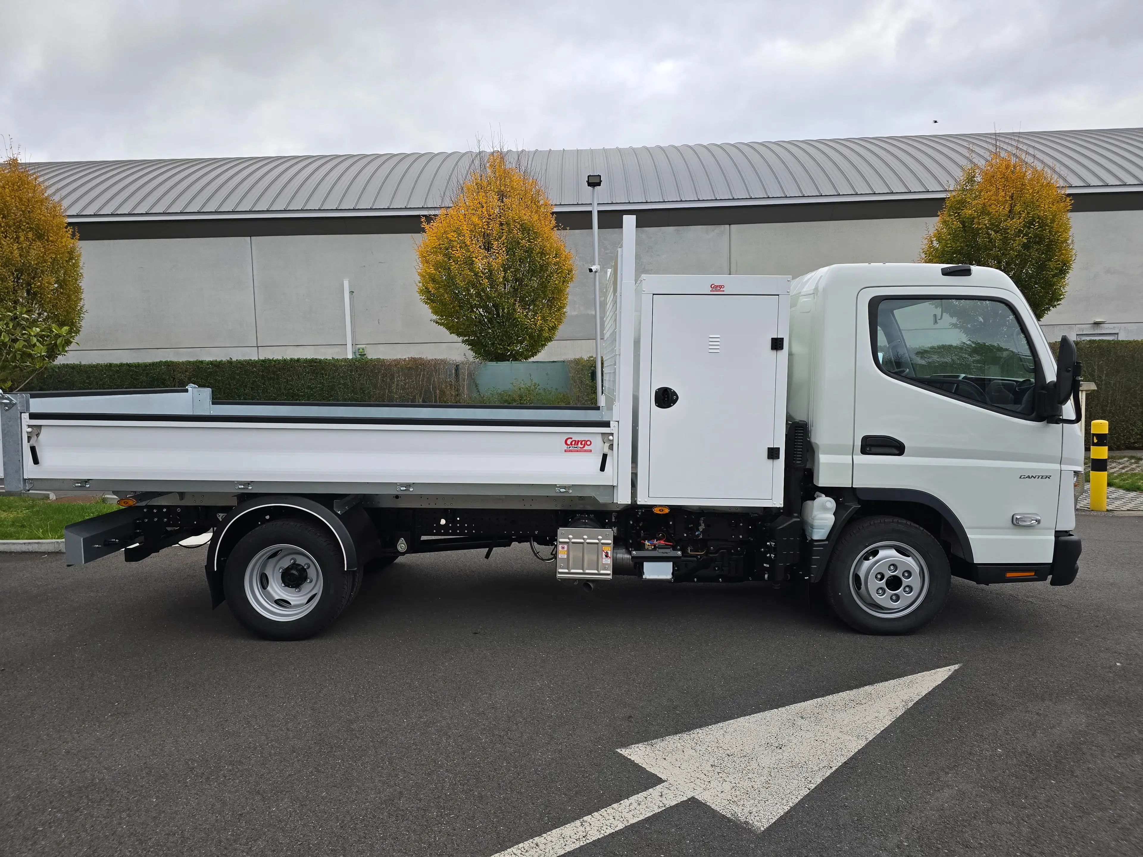Mitsubishi Canter Canter 3C15 3400 Kipper Toolbox — photo 6