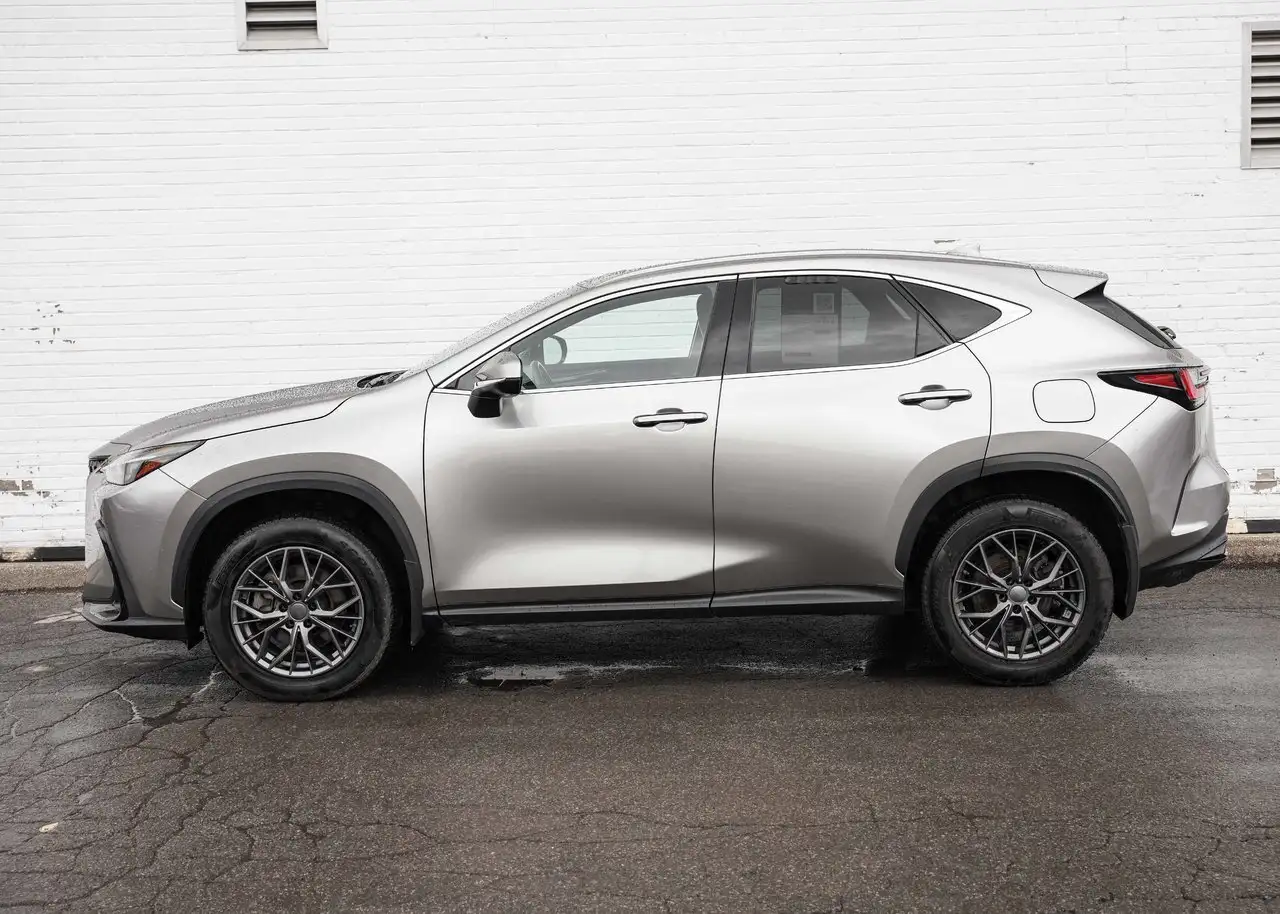 Lexus NX снимка Lexus NX